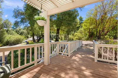 24635 Heather Heights Rd, Saratoga, CA 95070 - Photo 39