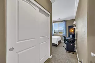 2075 Silence Dr, San Jose, CA 95148 - Photo 37