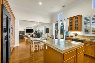 2075 Silence Dr, San Jose, CA 95148 - Photo 15