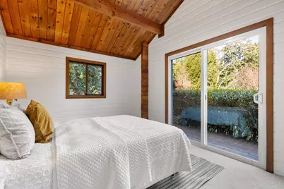 686 Wilson Ave, Novato, CA 94947 - Photo 17