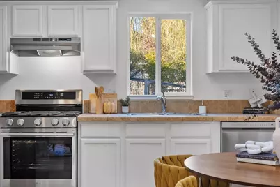 686 Wilson Ave, Novato, CA 94947 - Photo 29