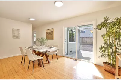 10815 E Estates Dr, Cupertino, CA 95014 - Photo 9