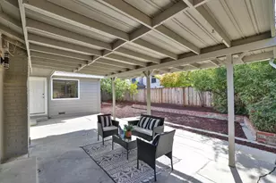 10815 E Estates Dr, Cupertino, CA 95014 - Photo 19