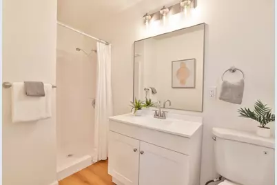 10815 E Estates Dr, Cupertino, CA 95014 - Photo 13