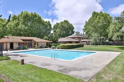 248 E Red Oak Dr E, Sunnyvale, CA 94086 - Photo 23