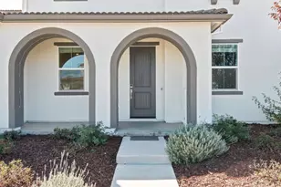1971 Rosemary Dr, Hollister, CA 95023 - Photo 3