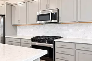 1971 Rosemary Dr, Hollister, CA 95023 - Photo 19