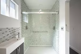 424 Fifth Ave, Redwood City, CA 94063 - Photo 11