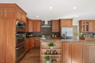 90 Marvin Ave, Los Altos, CA 94022 - Photo 15