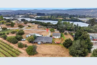 897 Green Valley Rd, Watsonville, CA 95076 - Photo 3