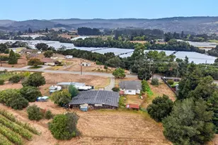 897 Green Valley Rd, Watsonville, CA 95076 - Photo 17