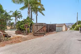 16 Stanford St, Watsonville, CA 95076 - Photo 47