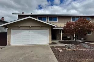 625 Comet Dr, Foster City, CA 94404 - Photo 1