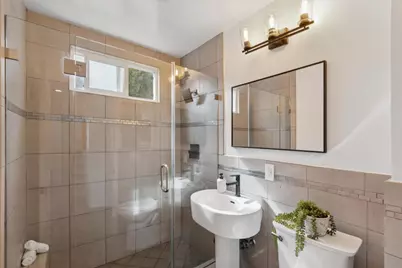 894 Burnett Ave, San Francisco, CA 94131 - Photo 29