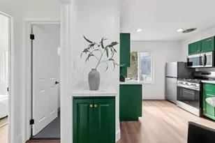 894 Burnett Ave, San Francisco, CA 94131 - Photo 13