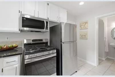 386 Pismo Ter, Sunnyvale, CA 94086 - Photo 13