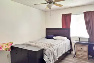 1429 Gemini Ct, Bakersfield, CA 93309 - Photo 17