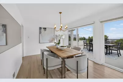 1516 Alturas Dr, Burlingame, CA 94010 - Photo 17
