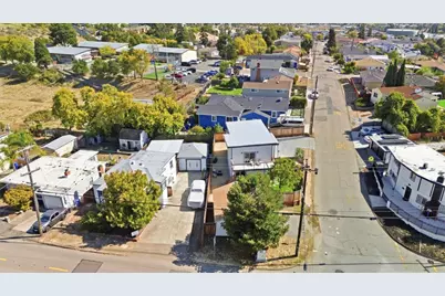 16972 Rolando Ave, Castro Valley, CA 94546 - Photo 65