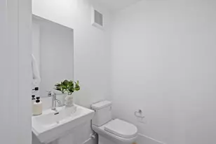 4115 Loganberry Dr, San Jose, CA 95121 - Photo 11
