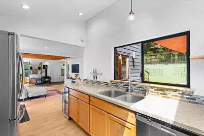 19060 Laurel Dr, Los Gatos, CA 95033 - Photo 19