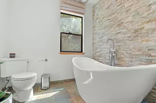 19060 Laurel Dr, Los Gatos, CA 95033 - Photo 23