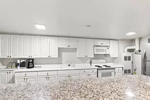 7100 Rainbow Dr 33, San Jose, CA 95129 - Photo 21