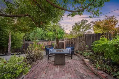 2766 Bristol Way, Redwood City, CA 94061 - Photo 35