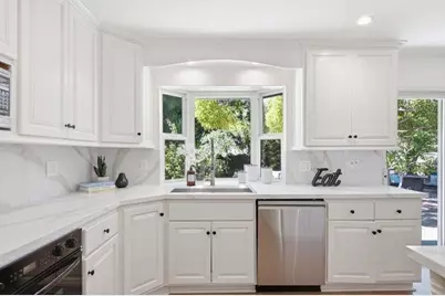 2766 Bristol Way, Redwood City, CA 94061 - Photo 9