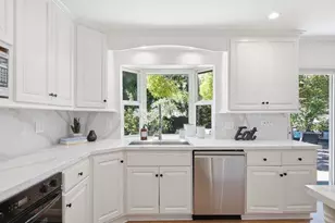 2766 Bristol Way, Redwood City, CA 94061 - Photo 9