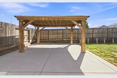 1261 Azalea Dr, Hollister, CA 95023 - Photo 37