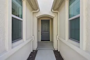 1261 Azalea Dr, Hollister, CA 95023 - Photo 5