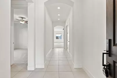 1261 Azalea Dr, Hollister, CA 95023 - Photo 7