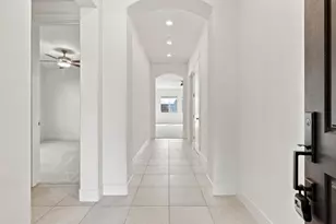 1261 Azalea Dr, Hollister, CA 95023 - Photo 7