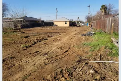 7440 38th Ave, Sacramento, CA 95824 - Photo 3