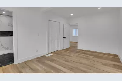 4006 Carrington St, Oakland, CA 94601 - Photo 11