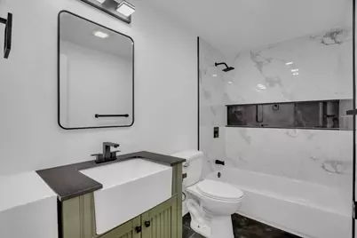 4006 Carrington St, Oakland, CA 94601 - Photo 9
