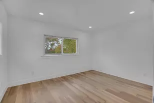 4006 Carrington St, Oakland, CA 94601 - Photo 13