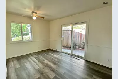 1241 Klee Ct, Sunnyvale, CA 94087 - Photo 7