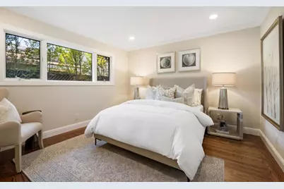 250 East Creek Drive, Menlo Park, CA 94025 - Photo 19