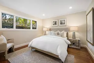 250 E Creek Dr, Menlo Park, CA 94025 - Photo 19