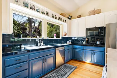 412 Sumner Ave, Aptos, CA 95003 - Photo 11