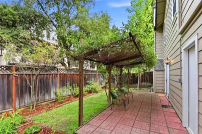 172 Ada Ave 10, Mountain View, CA 94043 - Photo 17