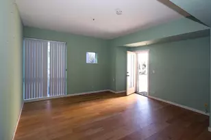 97 E Saint James St 21, San Jose, CA 95112 - Photo 5