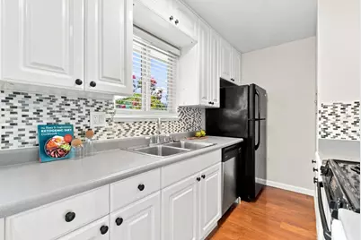 243 E Latimer Ave 4, Campbell, CA 95008 - Photo 9