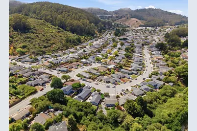 1239 Galvez Dr, Pacifica, CA 94044 - Photo 47