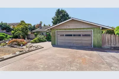 25 Brook Ct, Watsonville, CA 95076 - Photo 3