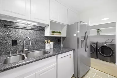 125 Connemara Way 115, Sunnyvale, CA 94087 - Photo 11