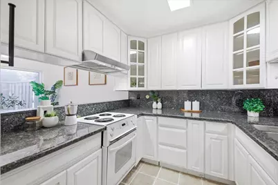 125 Connemara Way 115, Sunnyvale, CA 94087 - Photo 9