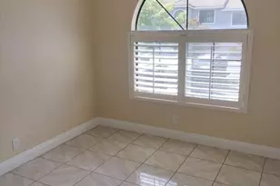 2549 Yerba Hills Ct, San Jose, CA 95121 - Photo 17